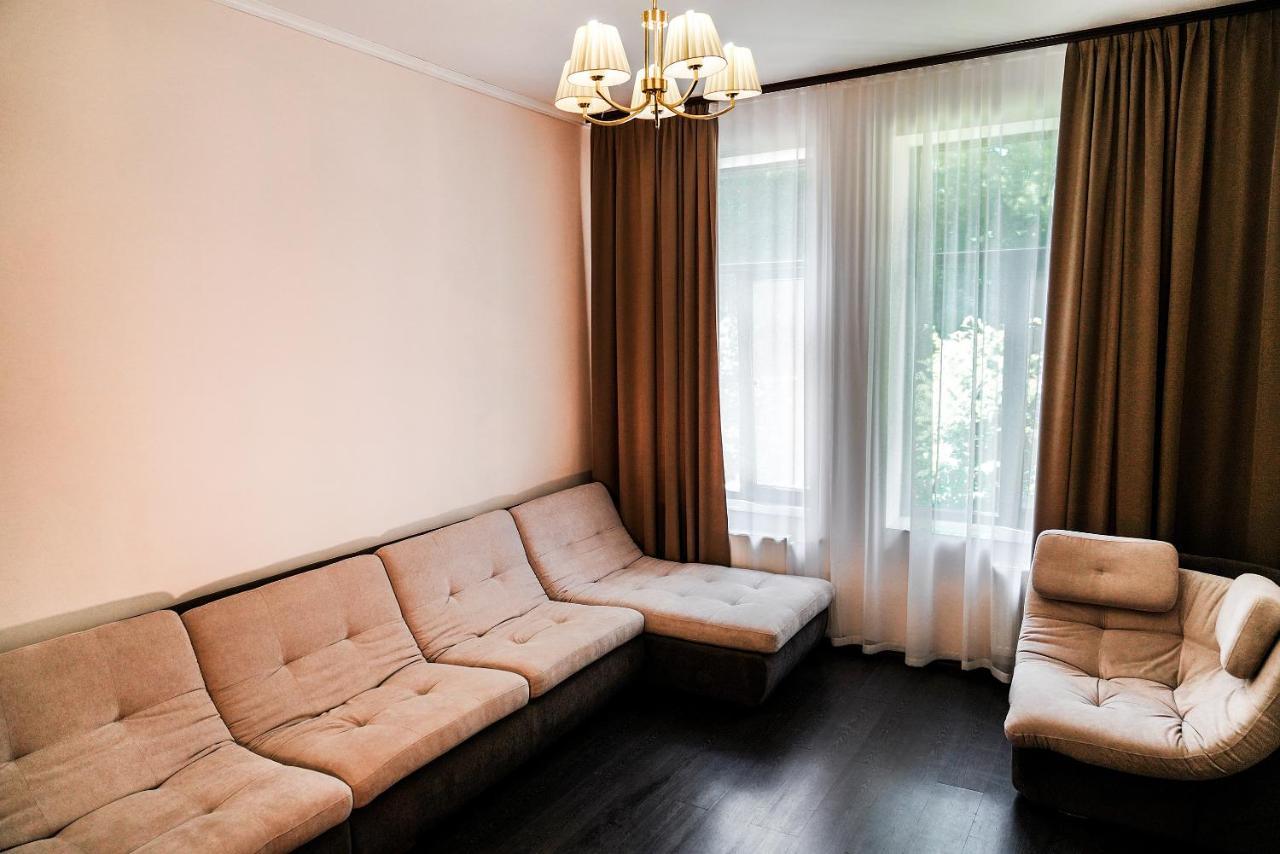 Alex Hotel Odessa Exterior photo